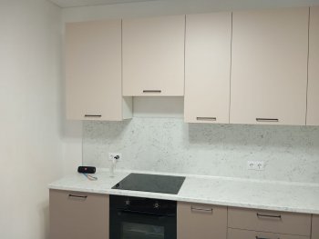 Кухонный гарнитур высокий Латте 3000 мм, Стол. 26 мм в Камышлове - kamyshlov.mebel-e96.ru